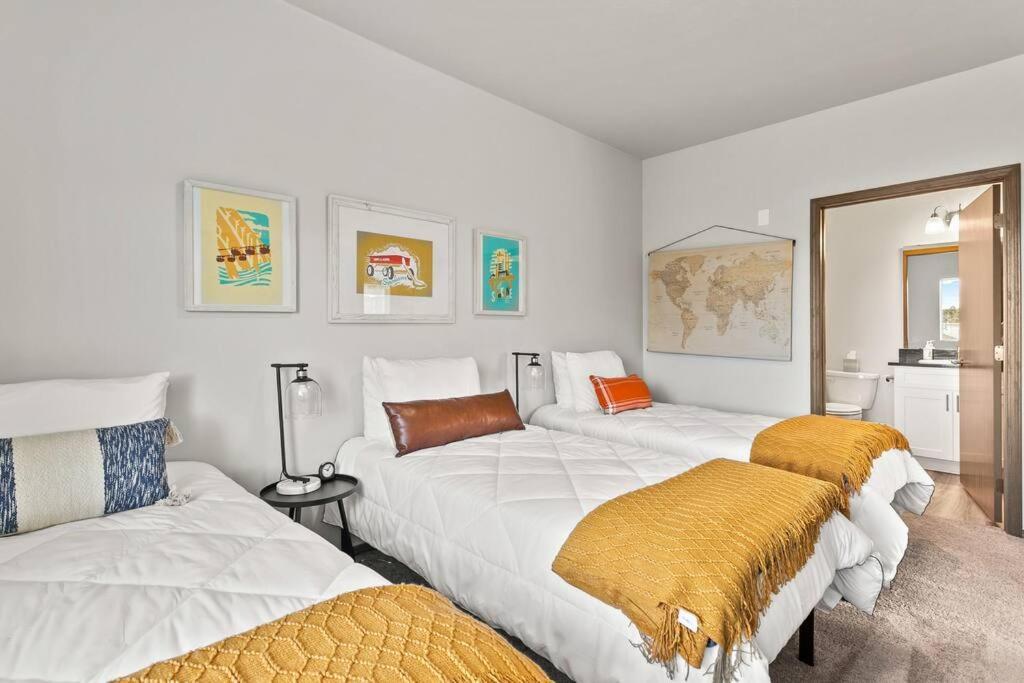 New 2 Bed 2 Bath Near Perry District And Dt Apartment