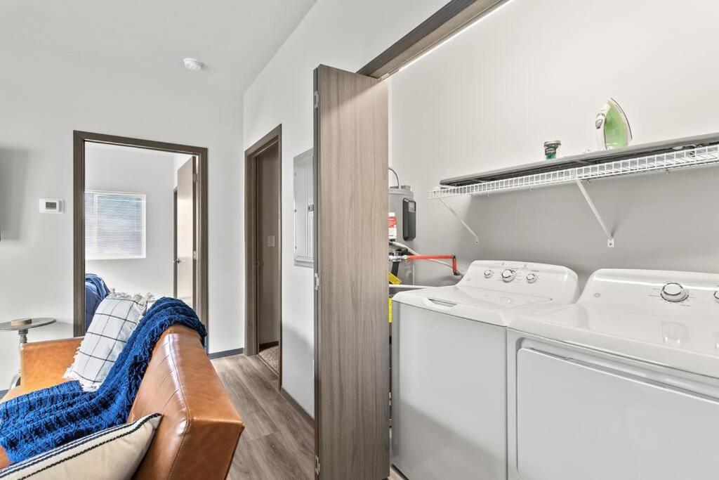 New 2 Bed 2 Bath Near Perry District And Dt * Spokane