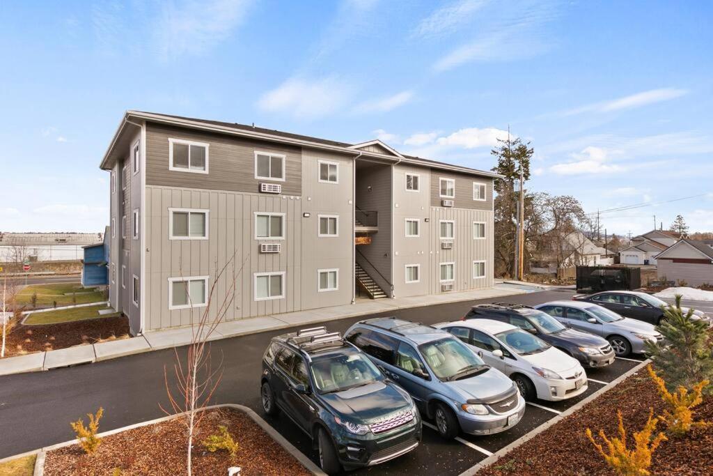 New 2 Bed 2 Bath Near Perry District And Dt Apartamento *